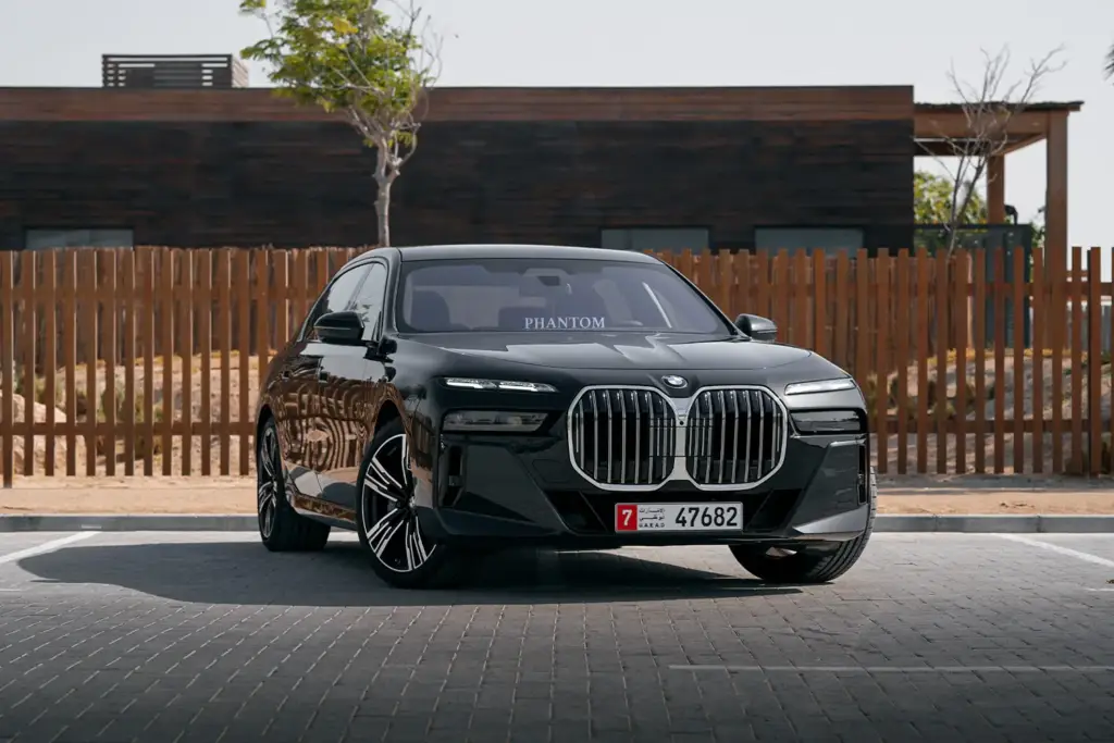 Dubai luxury car rental by Larsson - premium cars for business, leisure, and special occasions in Dubai.